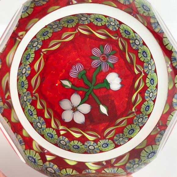 Perthshire 1986B Bouquet Lampwork Flower Millefiori Twist Facet Red Paperweight - Picture 5 of 14